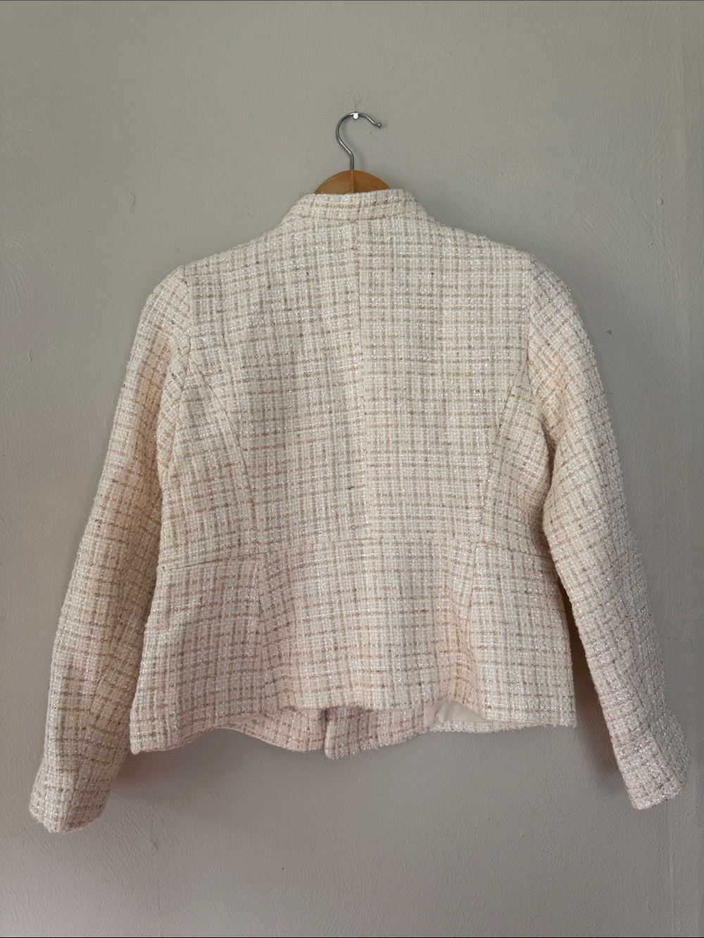 Talbots Cream Bouclé Double-Breasted Blazer with Gold Buttons 4P - Picture 6 of 6